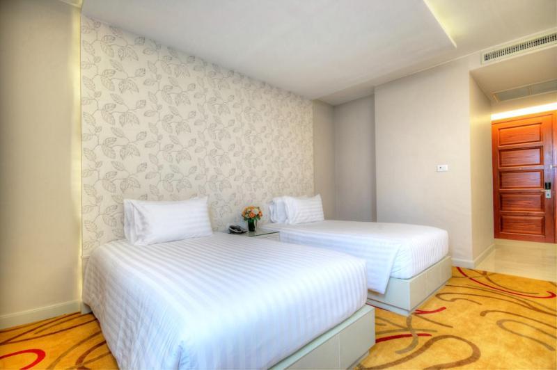 One One Bangkok Hotel Kültér fotó